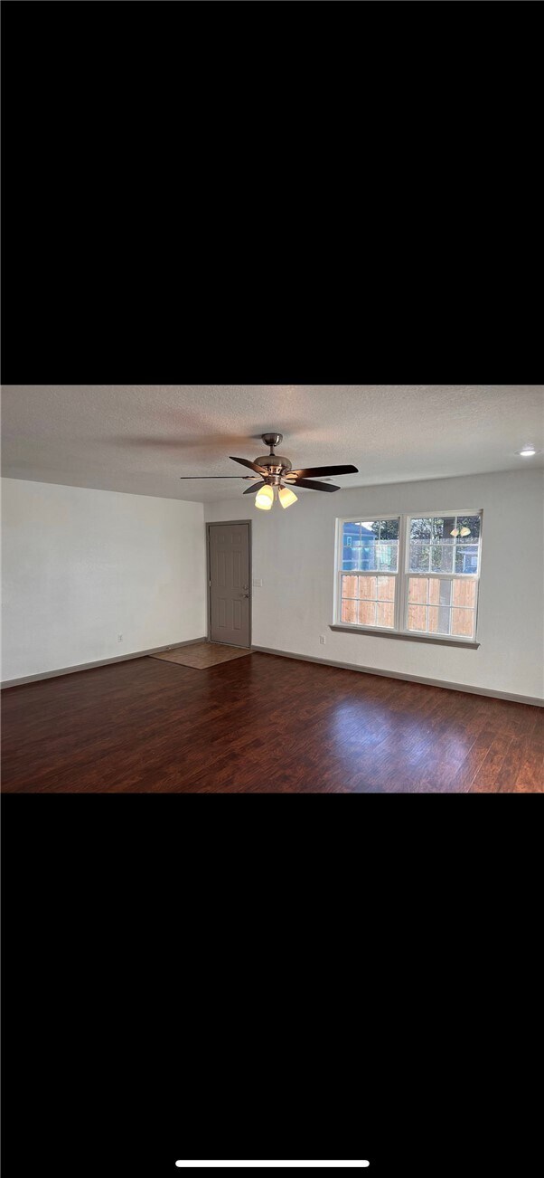 Building Photo - 1977 W Deane St