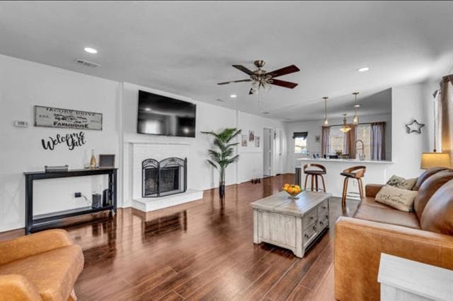 Building Photo - 3303 Jacobs Dr