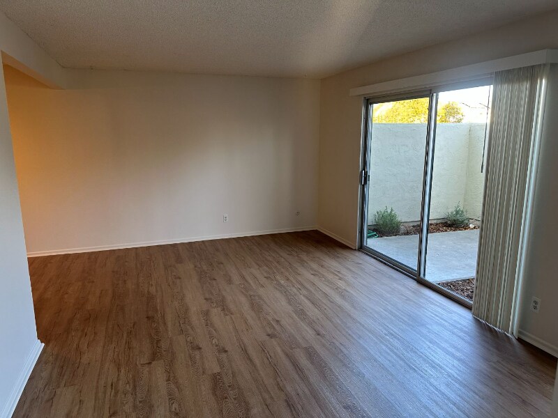 Building Photo - 1750 Prefumo Canyon Rd