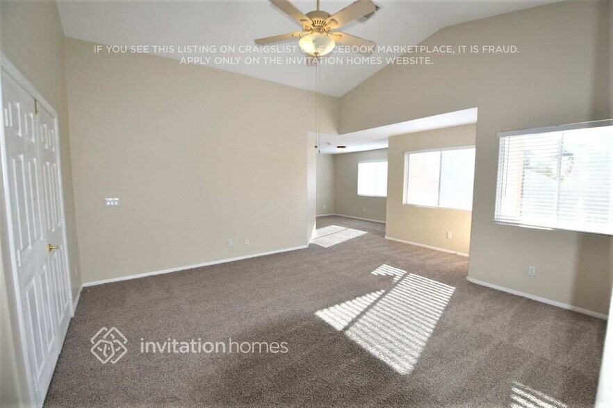 Building Photo - 4829 Soaring Springs Ave