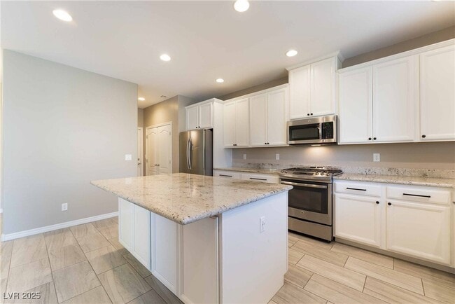 Building Photo - 12409 Loggeta Way