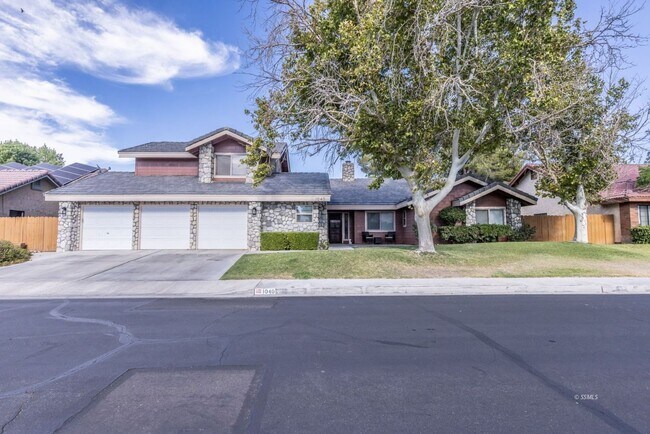 Building Photo - Beautiful home for rent