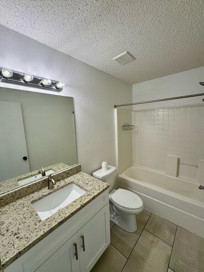 Building Photo - 2304 Corral Dr