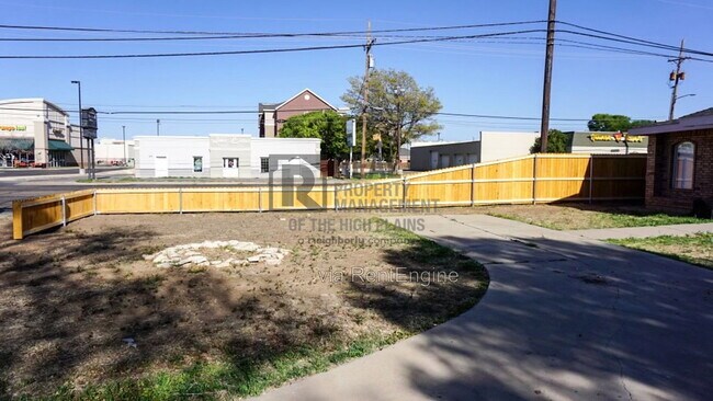 Building Photo - 4201 Erik Ave