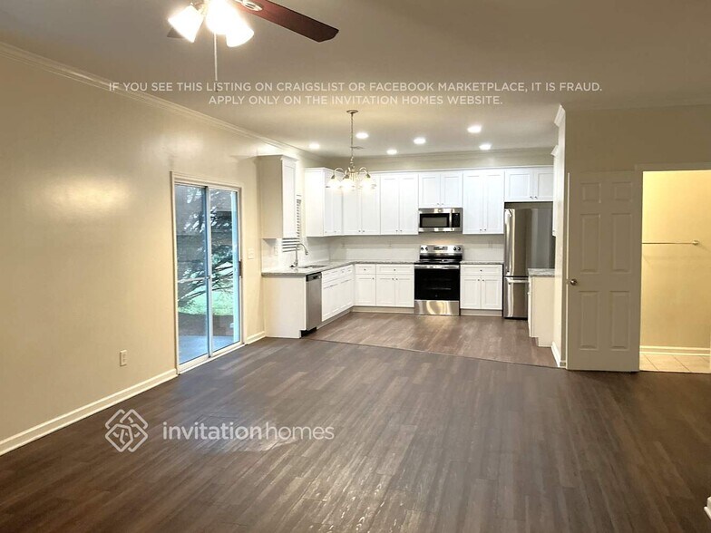 Building Photo - 7342 Lamplighter Close Dr