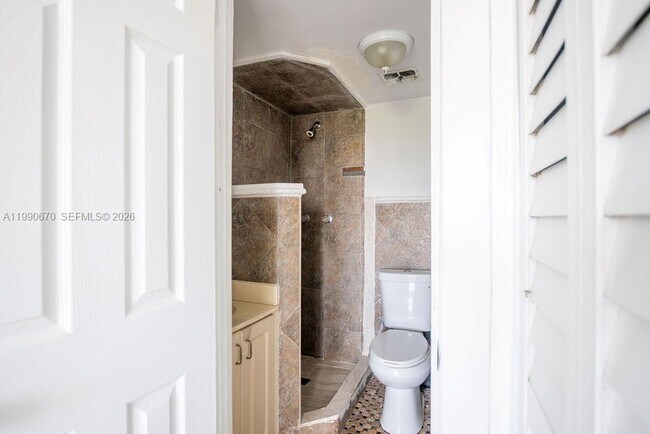 Building Photo - 1990 Marseille Dr