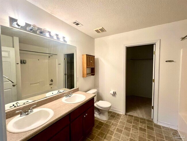 Building Photo - 6211 Bandol Ct