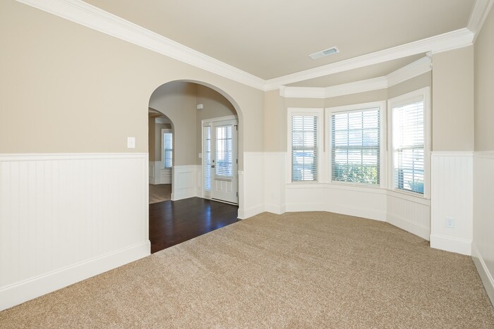 Building Photo - 9200 Bandywood Way SW