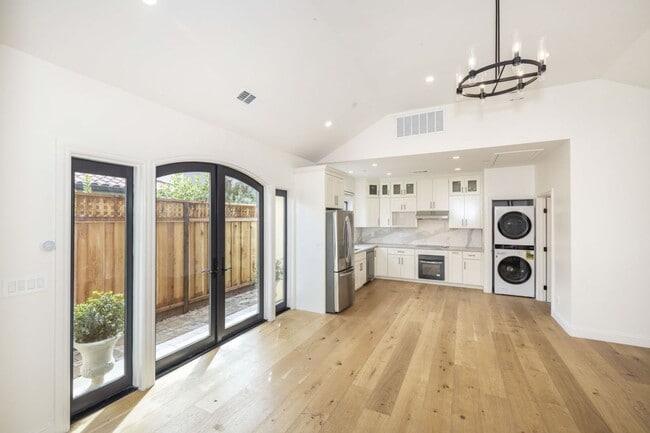 Building Photo - Newly Constructed 2 Bed, 1 Bath ADU in Pri...
