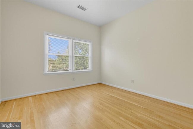 Building Photo - 3742 12th St S