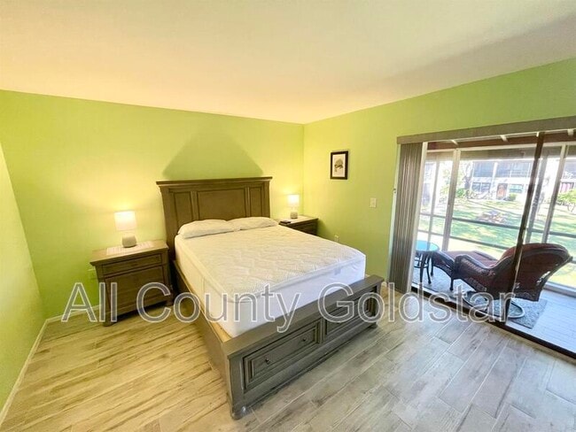 Building Photo - 25 Quails Run Blvd