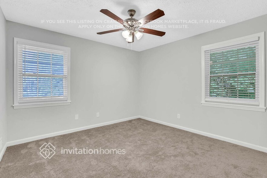 Building Photo - 2349 Omaha Rd SW