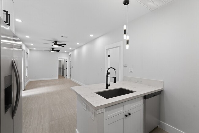 Building Photo - 28 Parsons Valley Dr