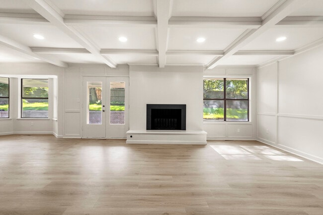 Building Photo - 8747 S 68th E Ave