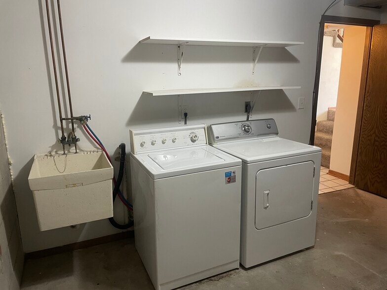 Building Photo - 8333 144th St W