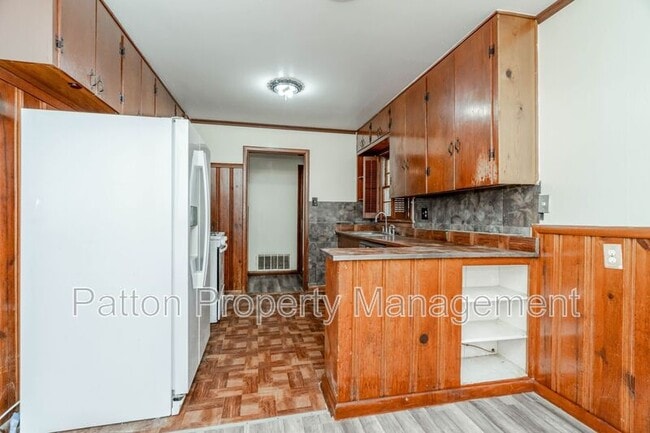 Building Photo - 1703 Pecos St