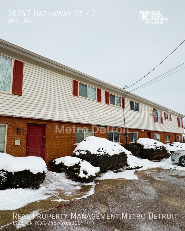 Building Photo - 36247 Hathaway St