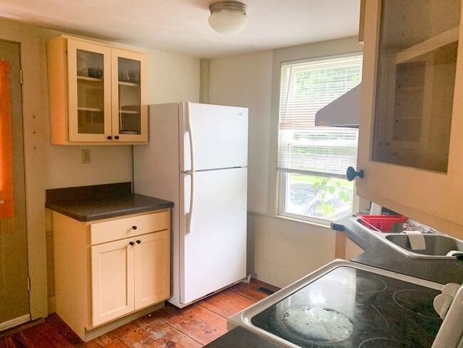 Building Photo - 2 Bedroom Home in Florance