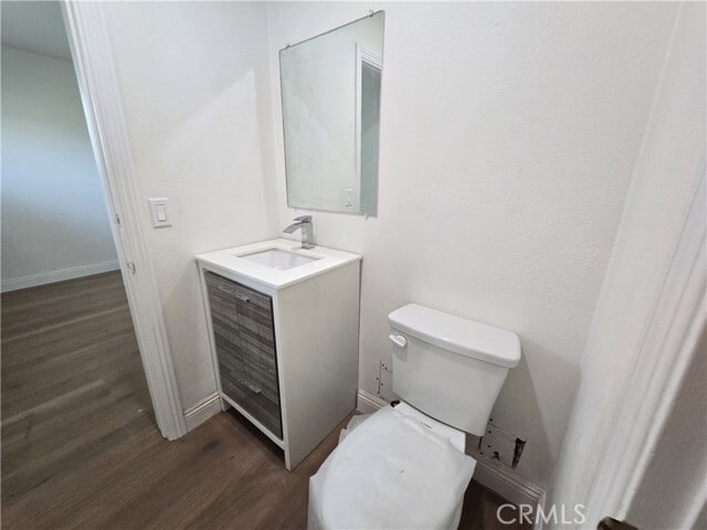 Building Photo - 876 River Dr