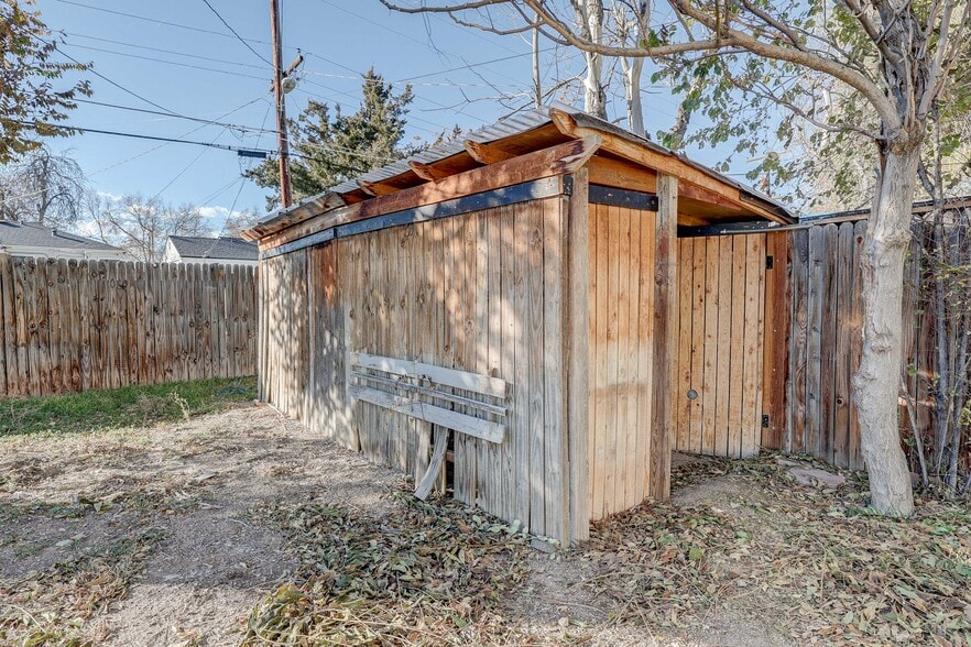 Building Photo - 2327 Fulton St