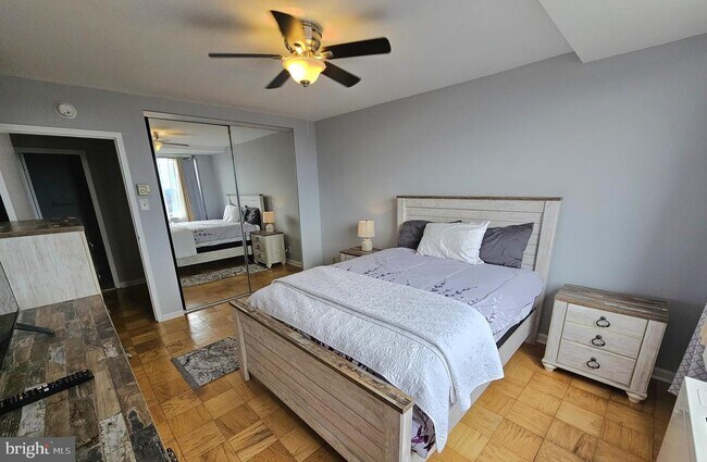 Building Photo - 301 N Beauregard St