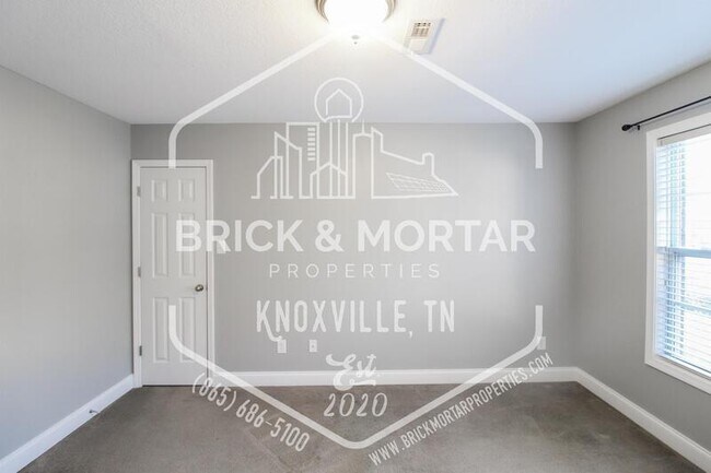 Building Photo - 3305 Grassy Pointe Ln
