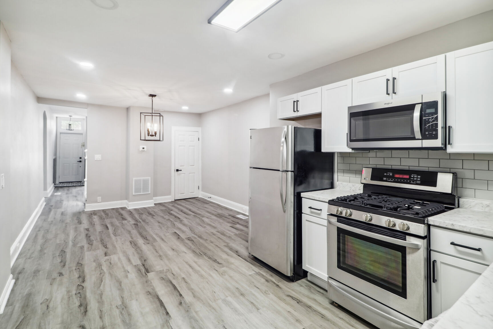 Building Photo - 2134 W Fayette St