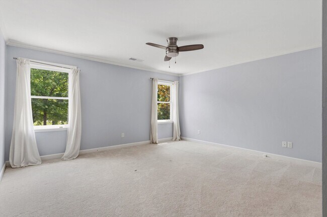 Building Photo - 1574 Whitmar Pl S