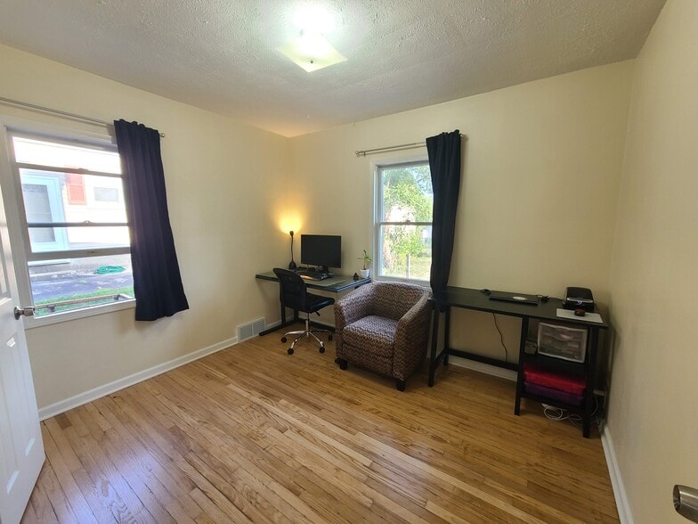 Downstairs bedroom #1 - 707 E Wood St
