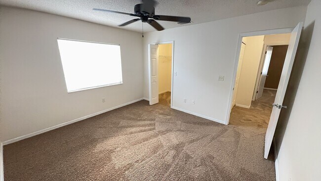 Building Photo - MOVE IN SPECIAL- Newly renovated 3 bedroom/2.5 bath townhouse for rent located in the lovely gate...