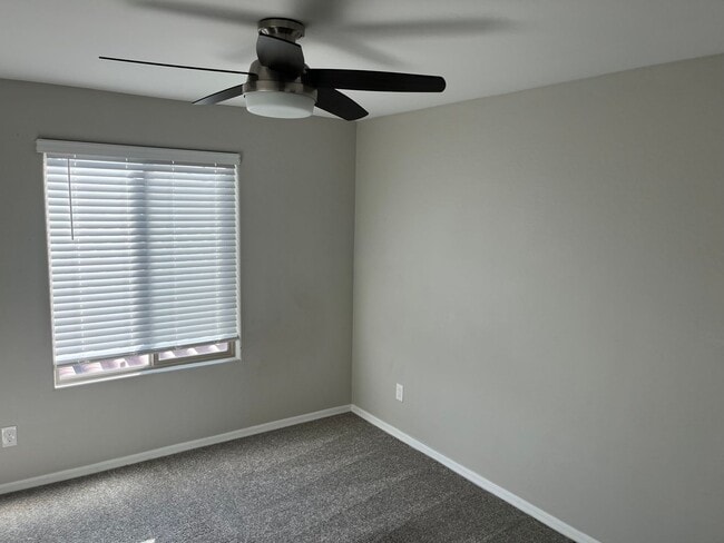 Building Photo - 17430 N 184th Ln