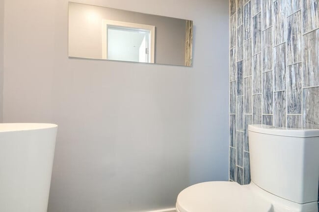 Building Photo - 3 Joyceton Terrace