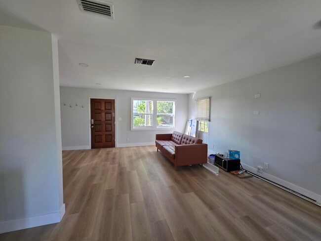 Building Photo - 1722 North N Street