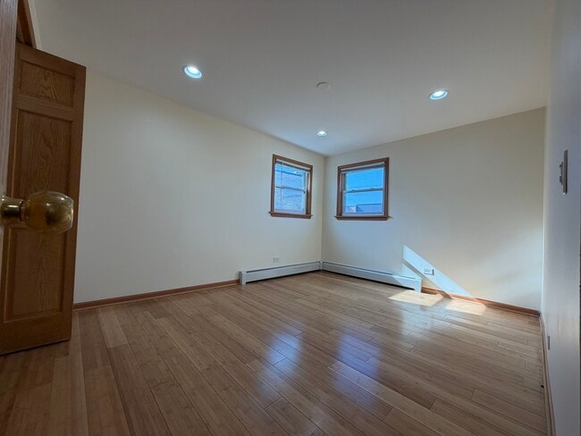 Building Photo - 3515 N Central Ave