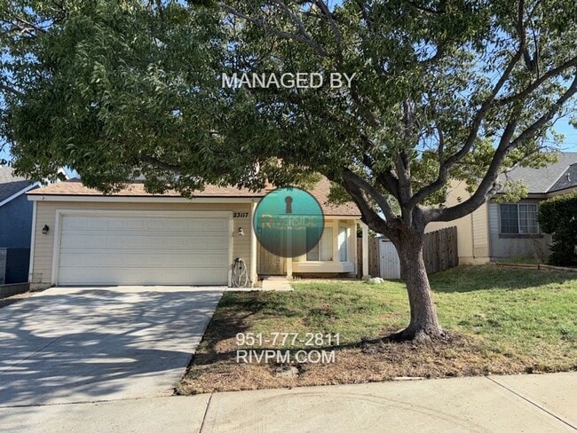 Building Photo - STUNNING POOL HOME IN MORENO VALLEY!! SOLAR INCLUDED!!