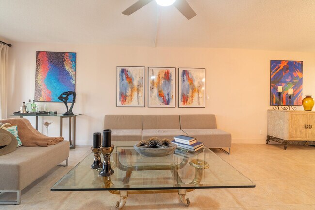 Building Photo - 3200 N Palm Aire Dr