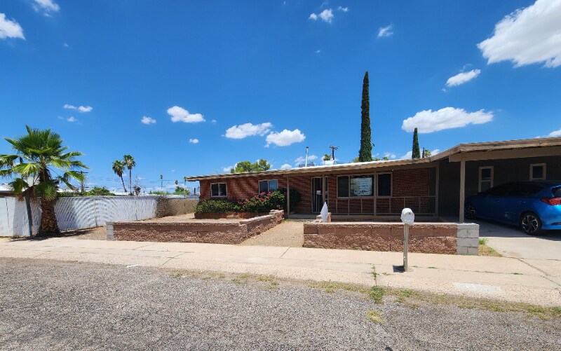 Primary Photo - 7137 E 32nd Pl