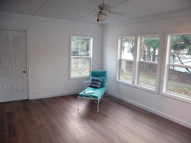 Building Photo - 17 Brad Rd