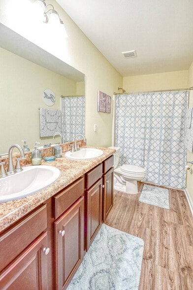 Building Photo - 4574 Rivers Landing Dr