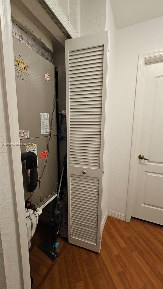 Building Photo - 8970 W Flagler St