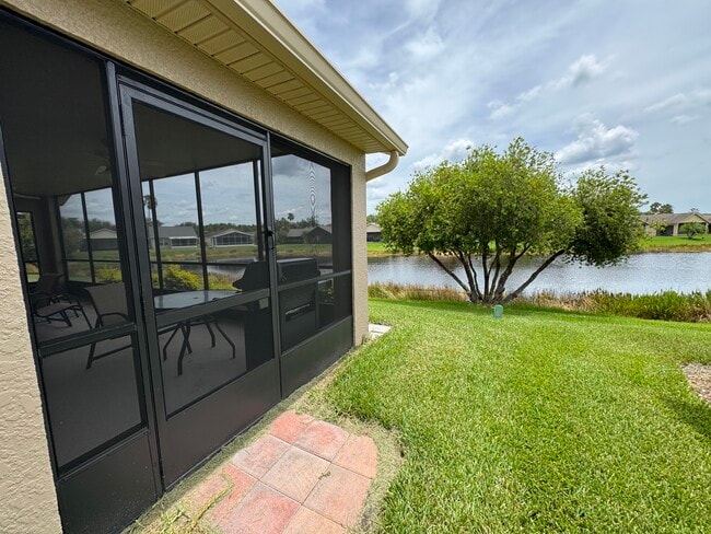 Building Photo - 304 Acadia Dr