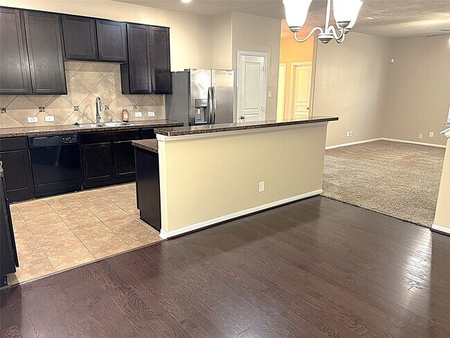 Building Photo - 17222 Hannah Oaks Ln