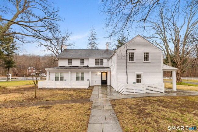 Building Photo - 523 Danbury Rd