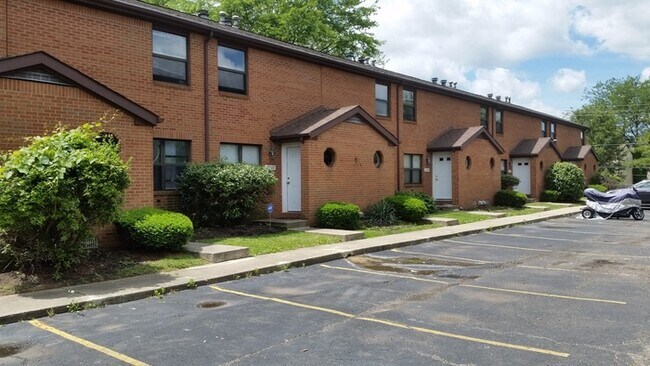 Primary Photo - 2269 Hughey Dr