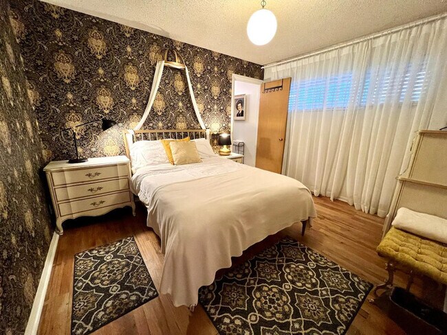 Building Photo - 7900 Beacon Ave S