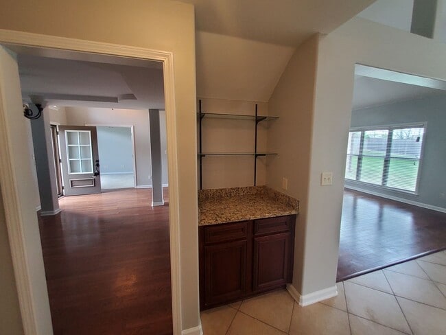 Building Photo - 42 Sterling Ridge Dr