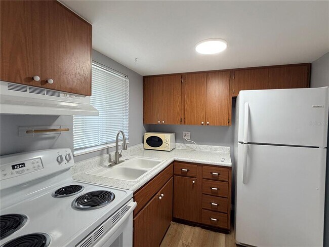 Building Photo - 1825 Flamingo Blvd