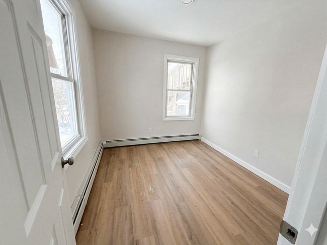 Building Photo - Shippee