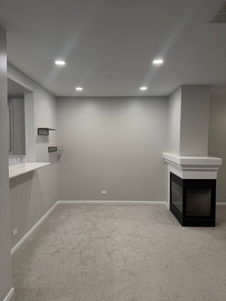 Building Photo - 4325 Savoy Ln