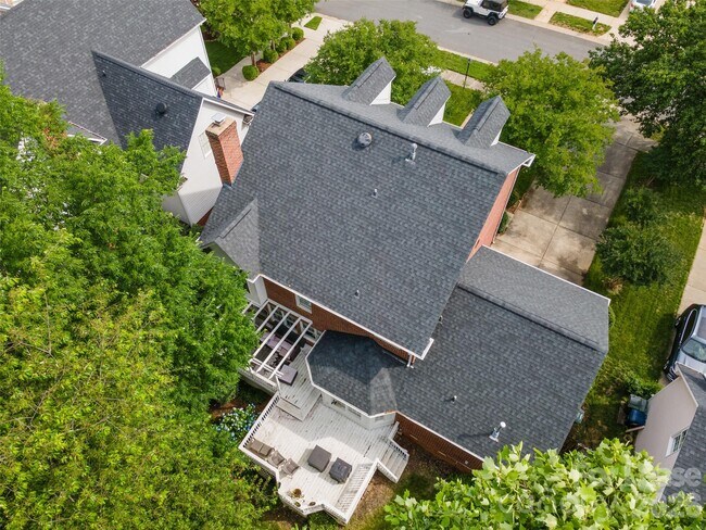 Building Photo - 20107 N Cove Rd